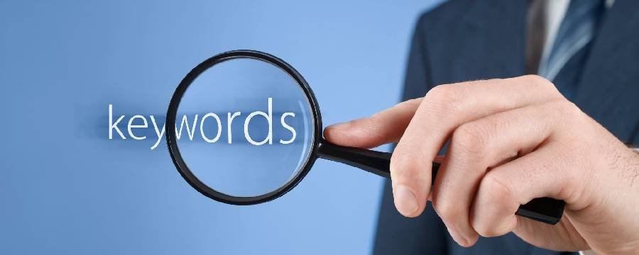 Lupa sobre la palabra keywords